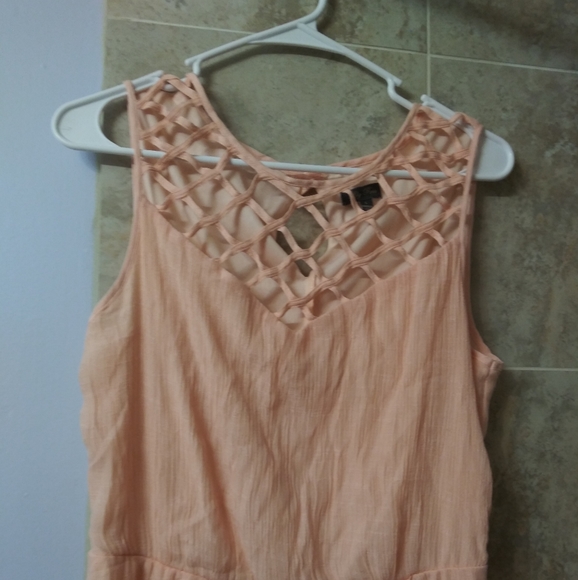 Lily Rose peach criss cross neckline flowy dress L - Picture 3 of 7